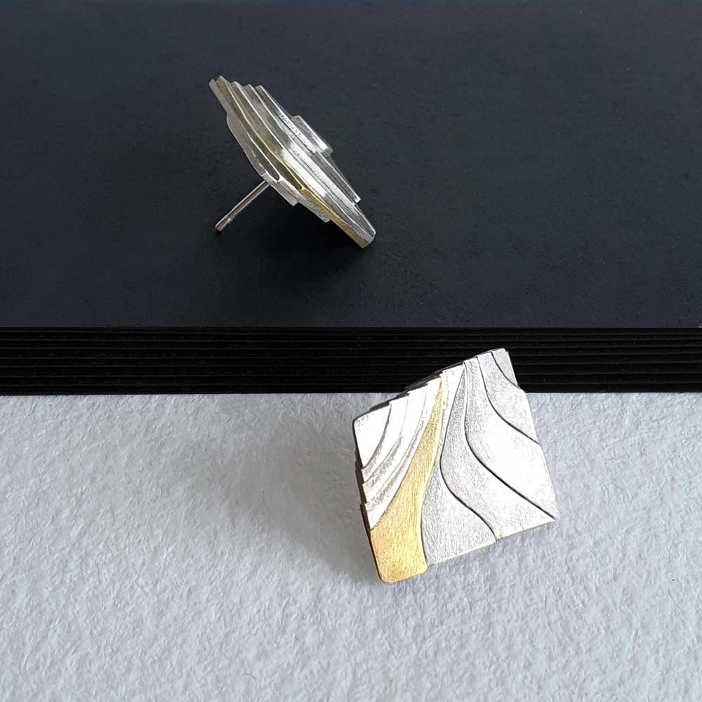 Contour Studs
