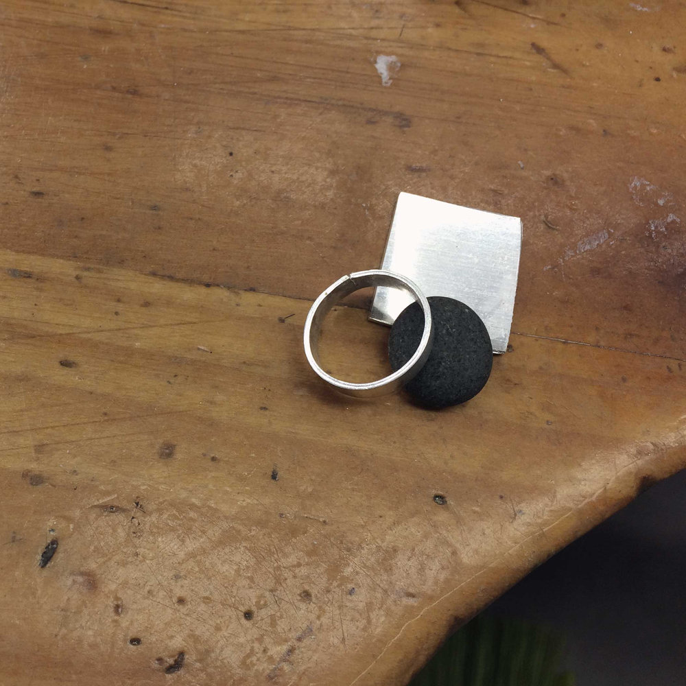 Pebble Ring